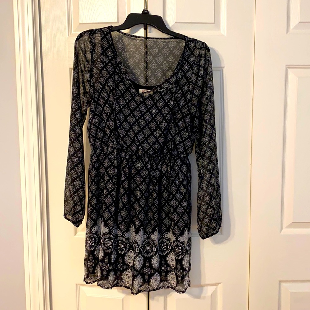 Black long sleeve dress